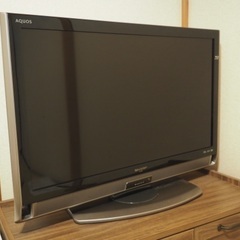 【取引中のため一時停止】2010年製AQUOS 32V型 TVお...
