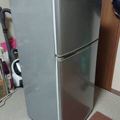 SANYO　サンヨー　冷凍冷蔵庫　SR-111J　112リットル...