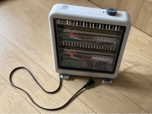 ニトリ　電気ストーブ