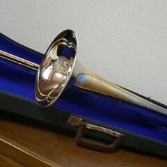 ヴィンテージ トロンボーン INVICTA Selmer London