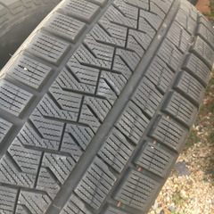 美品スタッドレス　215/65R16  アルファード　ヴェルファイア　エルグランド等に