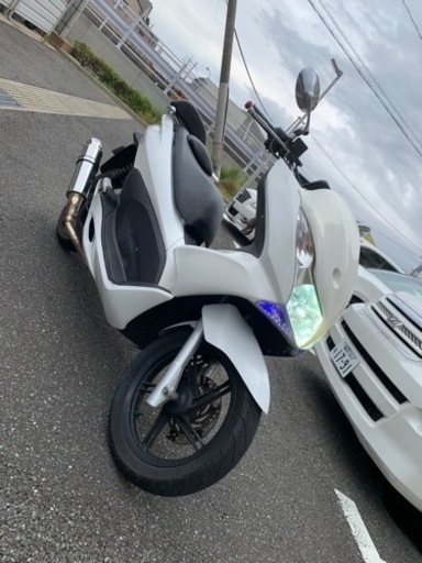 お取引ありがとうございました】PCX125 JF28 カスタム 白