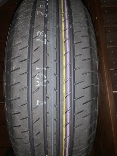 値下げします。ヨコハマBluEarth E51  225/60r17 4本　新車外し