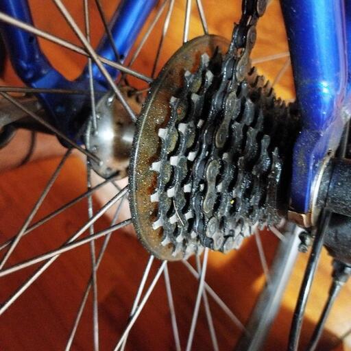 ロードバイク、タイヤ、チューブ新品交換済(別売でオマケサイクルメーター、携帯空気入、スタンド、整備済) ロードバイク、タイヤ、チューブ新品交換済(別売でオマケサイクル