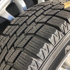 スタッドレスタイヤ 15インチ r15