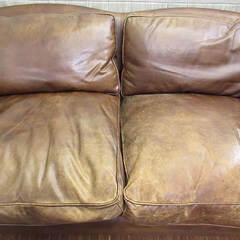 ss3190　HALO　2人掛け　ソファー　ダークブラウン　本革　肘掛け付　ハロ　バイカータン　ヴィンテージ風　茶　2P　ソファ　茶　イギリス　モダン　脚付き　レザー　インテリア