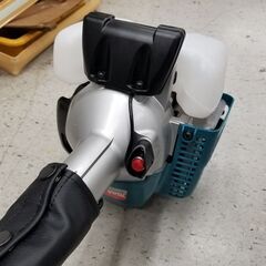 マキタ MEM302T 刈払機 ※長期保管品となります【リライズ野田愛宕店 