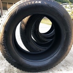 値下げ！ブリジストン・ブリザック・2019年製・DM-V3スタッドレスタイヤ・早い者勝ち！