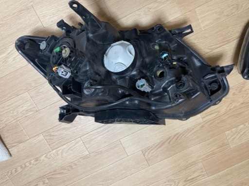 中古 純正 エクストレイル DBA-T32 左ヘッドライト送料込み 日産 エクストレイル T32 NT32 HT32 HNT32 前期 LED ヘッド