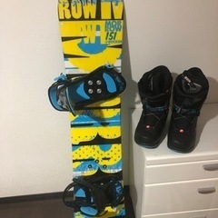 板、ブーツ、ボードケースの3点