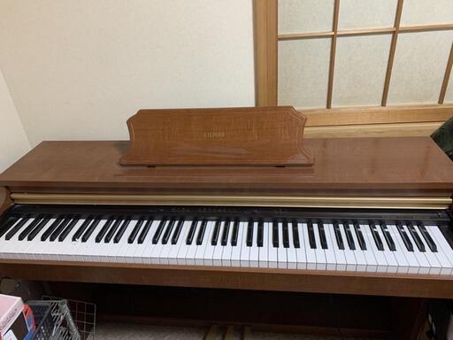 電子ピアノ