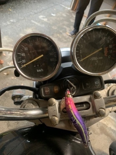 ゼファー 750