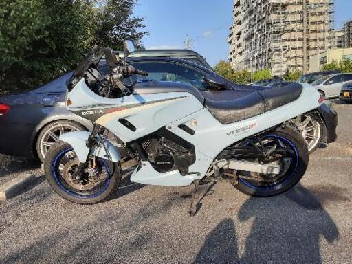 再出品。　希少❗旧車VT250F　MC15