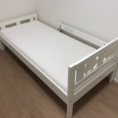 クリッテル　IKEA 子供用ベッド