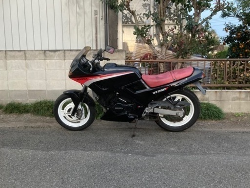 旧車　VT250F 早い者勝ち