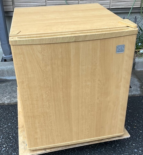 【RKGRE-785】特価！Sun Ruck/4８L /1ドア冷蔵庫/ペルチェ式/ SR-R4802/中古品/2019年製/当社より近隣無料配達