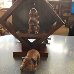 木彫り　犬　2匹