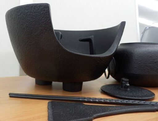 茶道具 茶釜 紅鉢風炉釜 竹紋 茶の湯/五徳 未使用 南部鉄器 札幌市