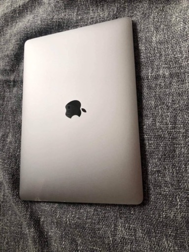 MacBook pro 2017 中古(まだあります)