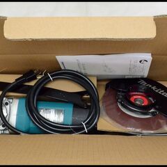 未使用 マキタ GA7011C 180mm 電子ディスクグラインダ 100V
