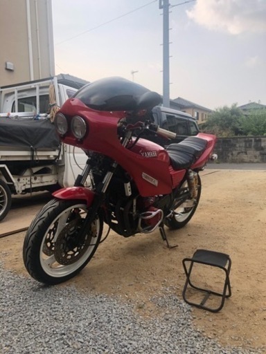 XJR400R 4HM ブレンボキャリパー、オーリンズリアサス、プリティガニマタブレッド