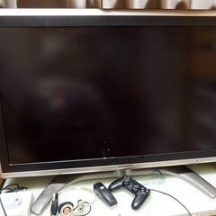 SHARP液晶テレビ　37型　PCモニタ、ゲームモニタ　映画鑑賞...