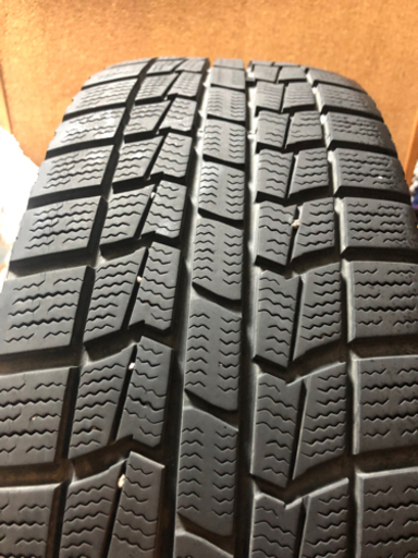 セレナノア スタッドレスタイヤ 185/65R15