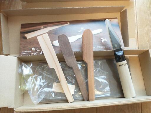 木材も工具もワンセット削ってつくる手づくりウッドカトラリー
