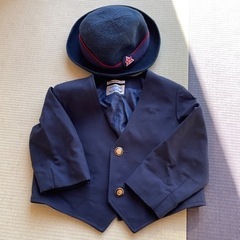 幼稚園ジャケットと帽子
