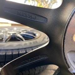 12/28まで出品　タイヤ、ホイールともにほぼ新品　タイヤバリ山　スタッドレスタイヤホイールセット  14インチ　175/65/14 