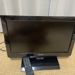 東芝　液晶テレビ　19型　2011年製