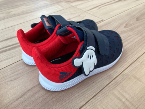 新品タグ付き 16cm Adidas アディダス ディズニー シューズ ふくちゃ 徳島のキッズ用品 子供用シューズ の中古あげます 譲ります ジモティーで不用品の処分