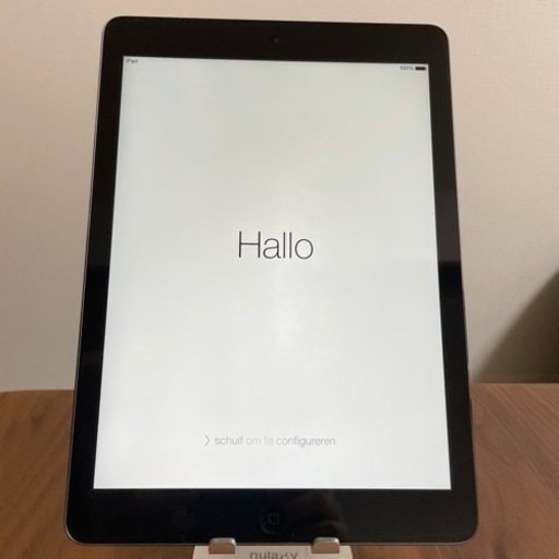 Apple iPad Air Wi-Fi スペースグレイ