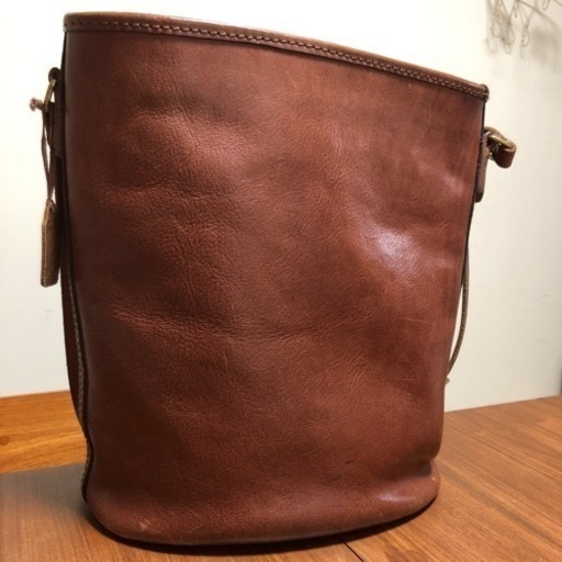 HERZの革バッグ