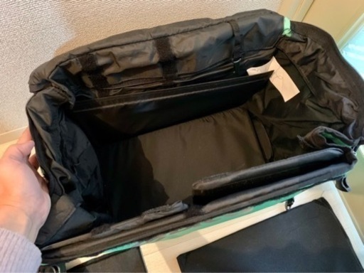 ☆美品☆ Uber Eats／公式デリバリーバッグ (あべーん) 大倉山の家具の 