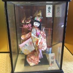 １０　日本人形