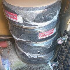 新品国産スタッドレスタイヤ、新品ホイールセット グッドイヤー