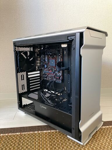 ゲーミングPC】ハードケース【希望があればオマケ付き】 見た目も中身 