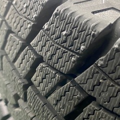 【バリ山】アルミ付きスタッドレスタイヤ　145/80R13