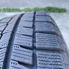 ■極美品■ Salvatore Ferragamo フェラガモ ヴァラリボン キャンバス カチューシャ ヘアアクセサリー レディース ボルドー系 FR5539-スタッドレスタイヤ&アルミホイール　非金属チェーンと純正ナット付き　ノア　ヴォクシーなどに