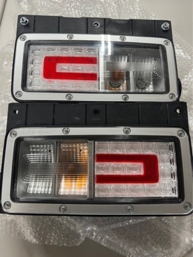 日野 KOITO コンビネーションランプ LED 左右セット テールランプ