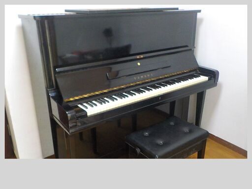 アップライ  トピアノ   YAMAHA