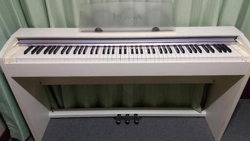 受付終了　CASIO 電子ピアノPX-735WE