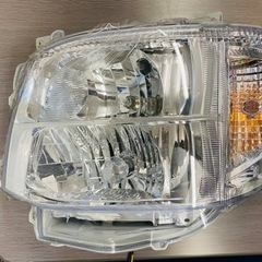美品 ハイエース 3型 ヘッドライト DEPO ハロゲン 品番08-212-11Q1RMX 