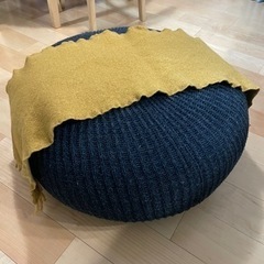 IKEA 大型クッション　硬め　ニットカバー