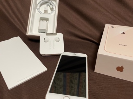 iPhone 8 Gold 64 GB SIMロック解除済 Apple iPhone 8 ゴールド SIM