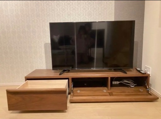 定価6万7千円　未使用　幅1,600 テレビボード
