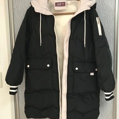 美品　一回も着てません。大きめLサイズ