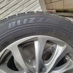 205/60R16 ホイール付きスタッドレスタイヤ