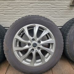 205/60R16 ホイール付きスタッドレスタイヤ